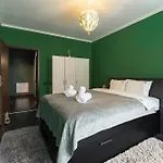 Lägenhet Mohost Tampa Gardens - Cozy Vibes With A Mountain View *