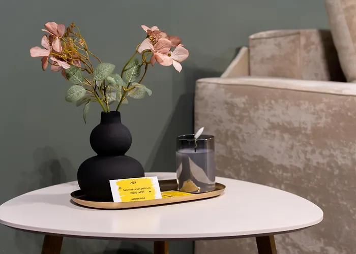 Mohost Tampa Gardens - Cozy Vibes With A Mountain View *